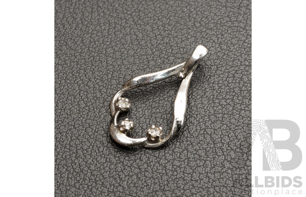 9ct White Gold Diamond Set Pendant, TDW 0.05ct, 22mm, 0.97 Grams