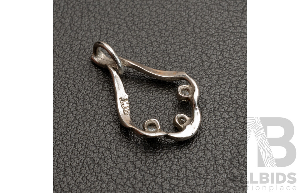 9ct White Gold Diamond Set Pendant, TDW 0.05ct, 22mm, 0.97 Grams