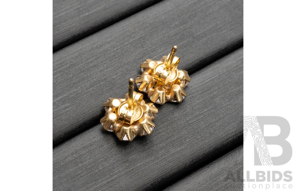 9ct Daisy Cubic Zirconia Stud Earrings, 10mm, 1.27 Grams