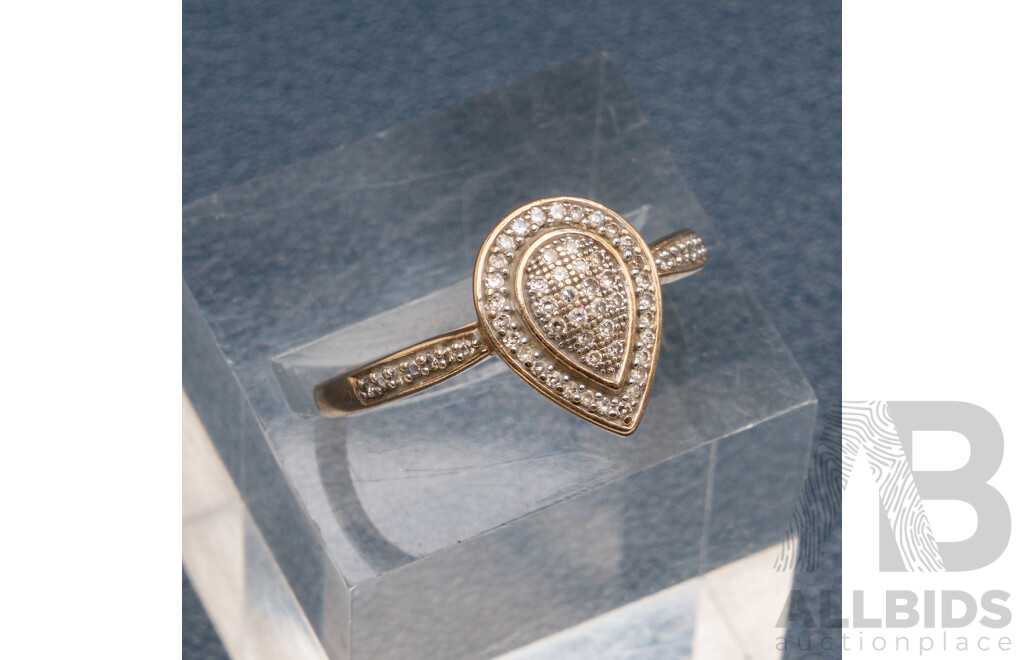 9ct Yellow Gold Diamond Cluster Ring, Est TDW 0.15ct, Size O, 2.15 Grams