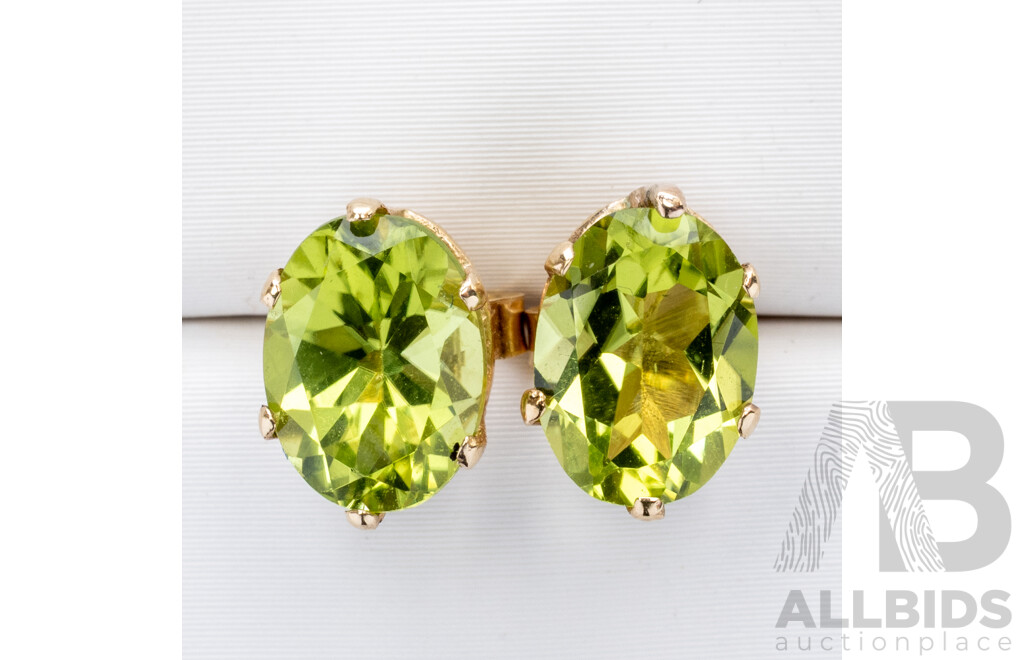 10ct Peridot Stud Earrings, 8mm, 1.44 Grams