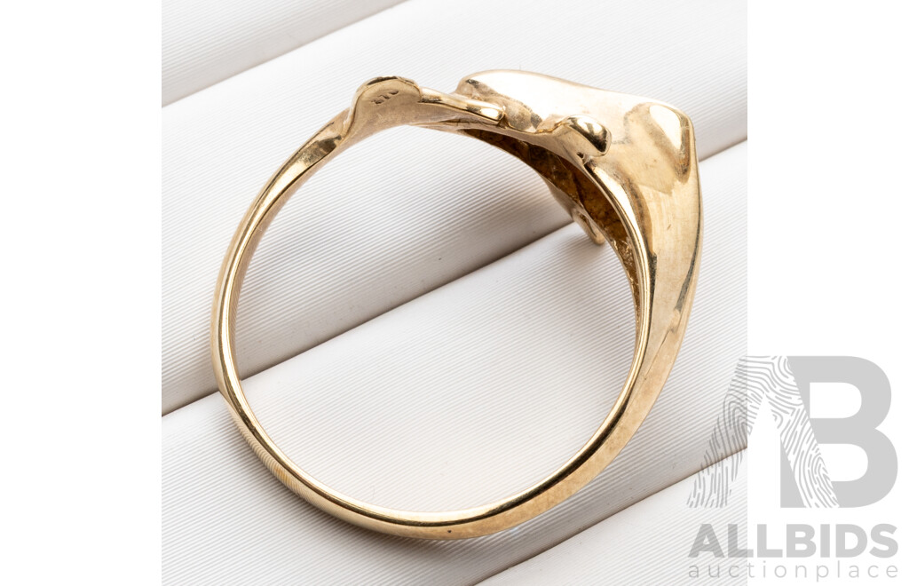 9ct Yellow Gold Dolphin Ring, Size P, 2.92 Grams