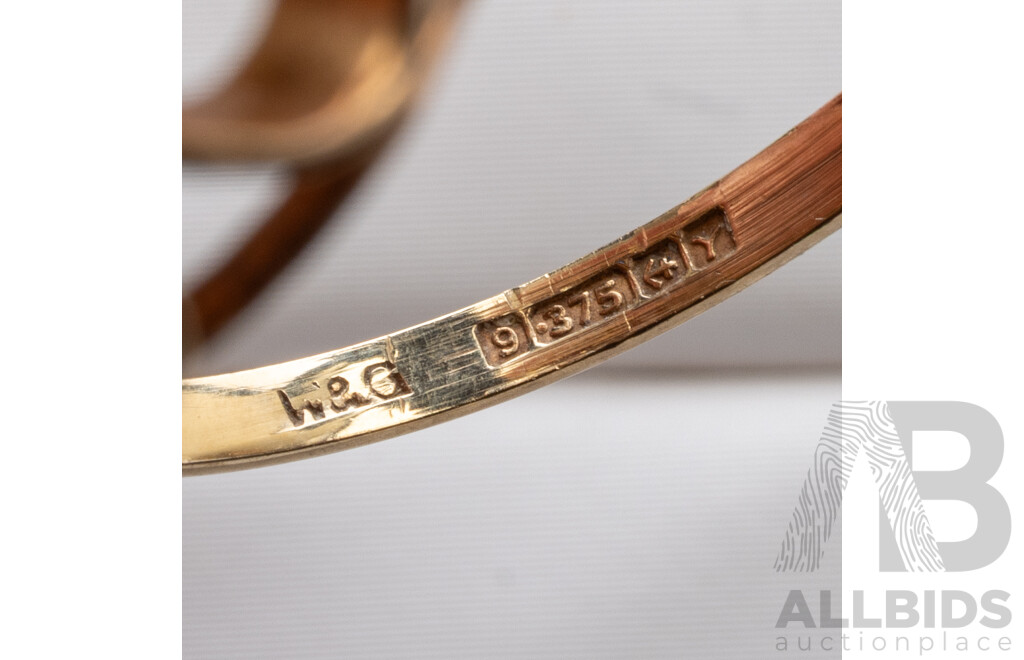 9ct Mid Century Edwardian Style Sapphire Cocktail Ring, Size T, Birmingham 1973, 4.01 Grams