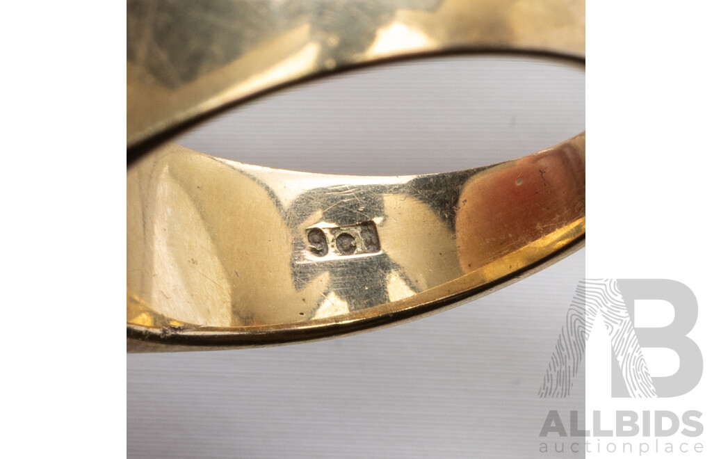 9ct Vintage Opal Triplet Ring, Size O, 6.69 Grams