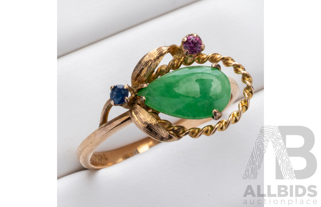 14K Vintage Jadeite & Sapphire Ring, Size Q, 2.53 Grams