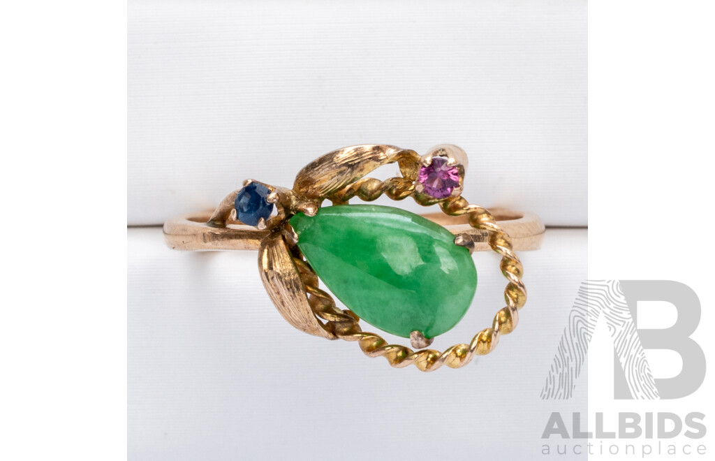 14K Vintage Jadeite & Sapphire Ring, Size Q, 2.53 Grams