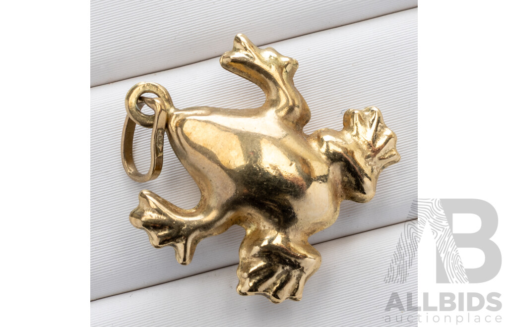 9ct Frog Charm/Pendant, 22mm long, 0.92 Grams