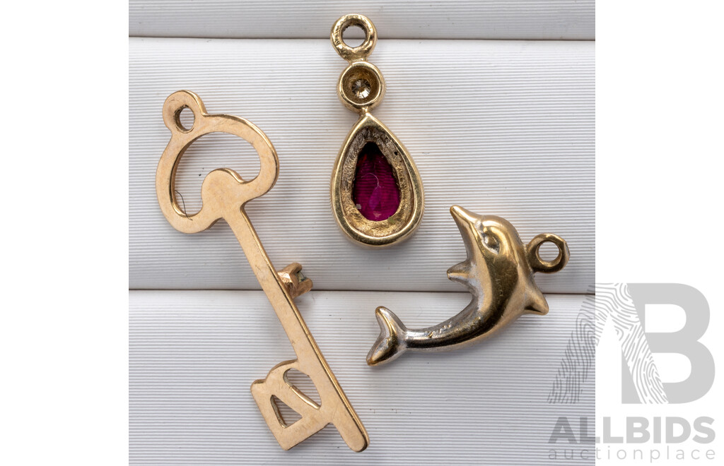 9ct '21' Diamond Set Key Pendant, 9ct Ruby & Diamond Pendant & 9ct Dolphin Charm, 1.01 Grams