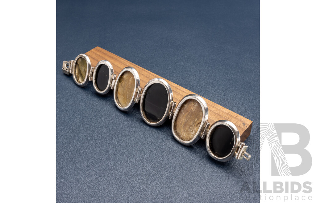 Sterling Silver Onyx & Mother of Pearl Statement Bracelet, 21cm, 114.0 Grams