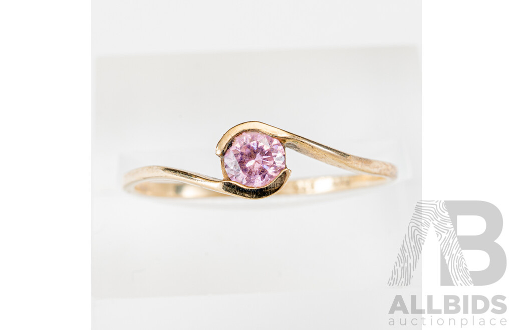 9ct Pink Cubic Zirconia Ring, Size O, 1.10 Grams
