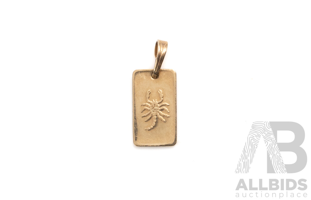 9ct Gold Ignot Pendant with Scorpian Motif & Bullion Mark 375, 1.19 Grams