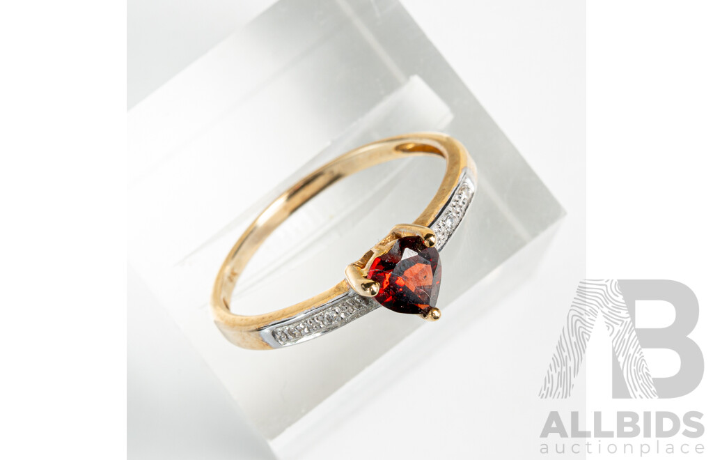 9ct Garnet & Diamond Set Heart Cut Ring, Size N, 1.54 Grams
