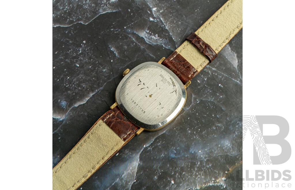 Longines Mechanical Linen Dial Tonneau Vintage Watch, Manual Winding with Movement
