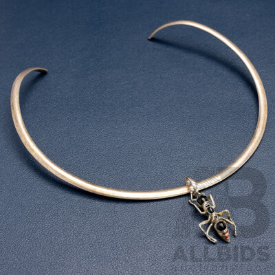 Sterling Silver Onyx Large Ant Pendant on Sterling Silver Neck Collar, 27.0 Grams