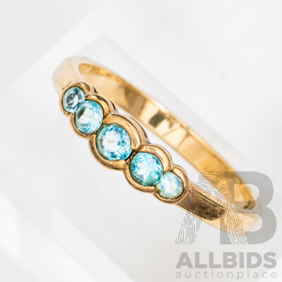 9ct Topaz Five Stone Bezel Set Ring, Size N, 1.71 Grams