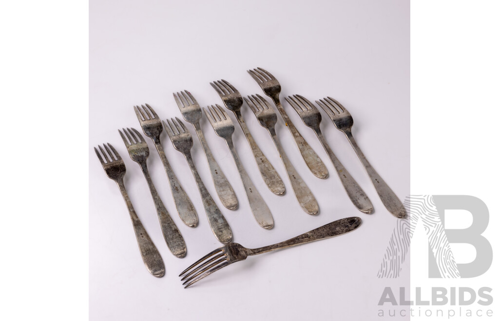 Set 12 Vintage French .750 Solid Silver Table Forks