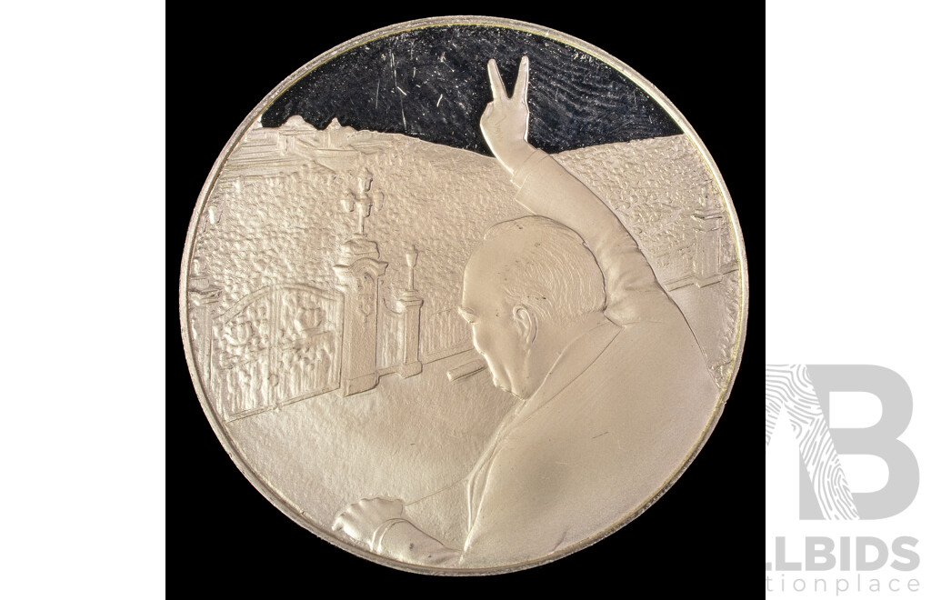 United Kingdom Silver Churchill Medal, 1945 Victory in Europe Day  .925