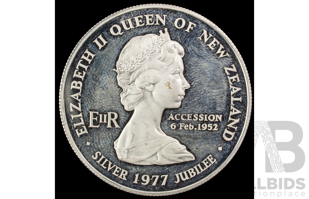 New Zealand 1977 Silver One Dollar, Commemorative Queen's Silver Jubilee & Waitangi Day .925