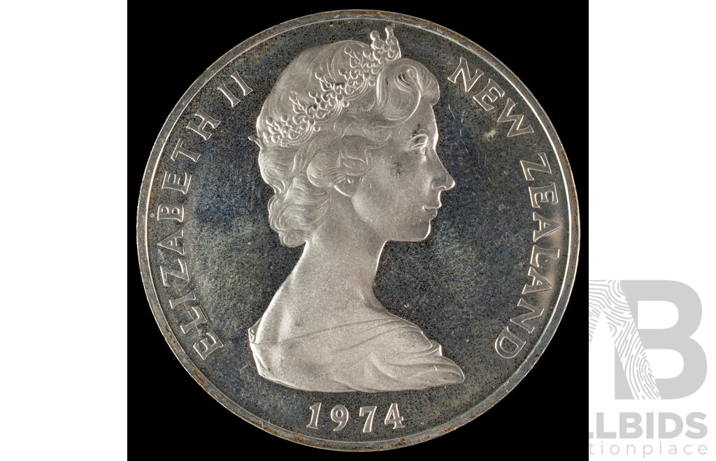 New Zealand 1974 Silver One Dollar Coin, Christchurch Commonwealth Games .925