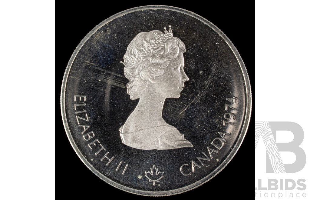 Canada 1975 Silver Five Dollar Coin, 1976 Olympics, Montreal, Athlete with Torch .925