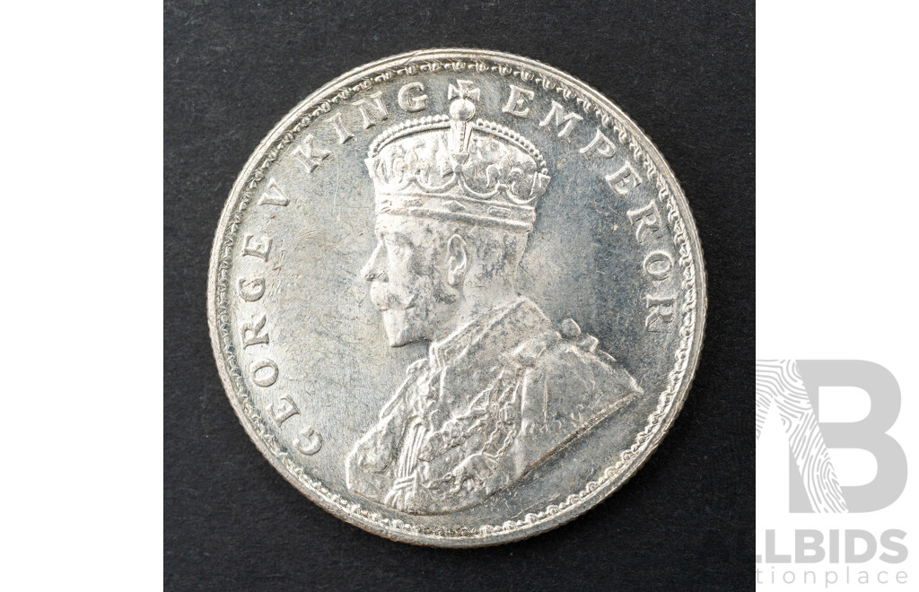 India 1920 KGV Silver One Rupee Coin .917