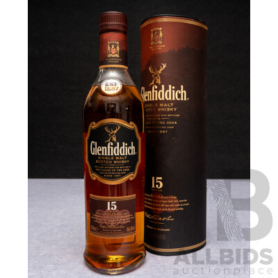 Glenfiddich 15 Year Old Single Malt Scotch Whiskey in Presentation Sleeve