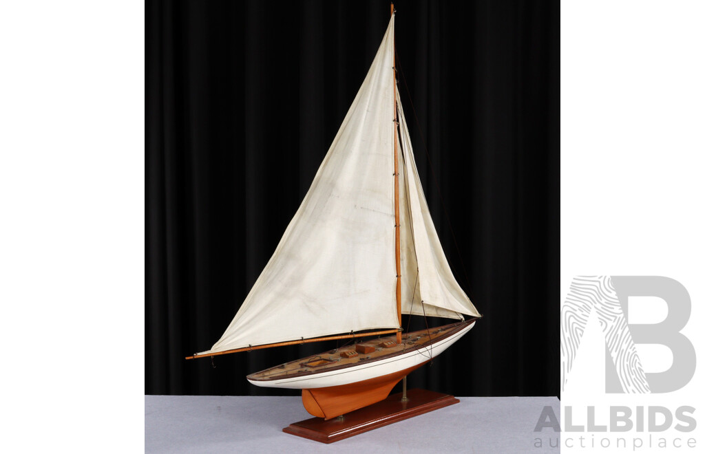 Timber Model Pond Yatch on Stand