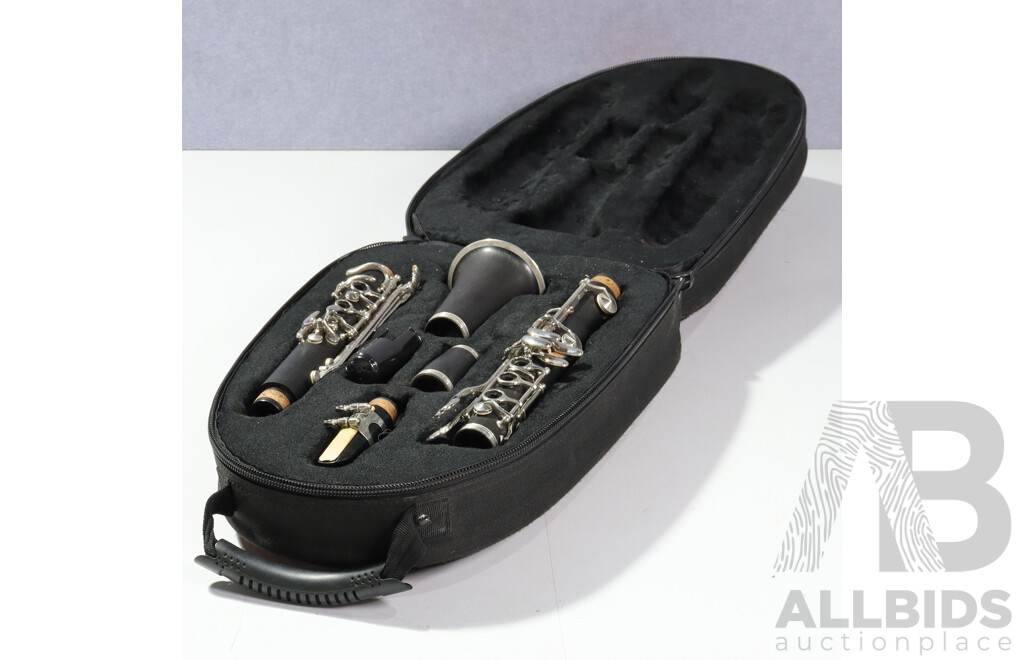 Fontaine Clarinet in Soft Case
