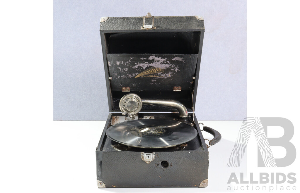 Antique Decca Gramophone Co Crescendo Model Portable Gramophone