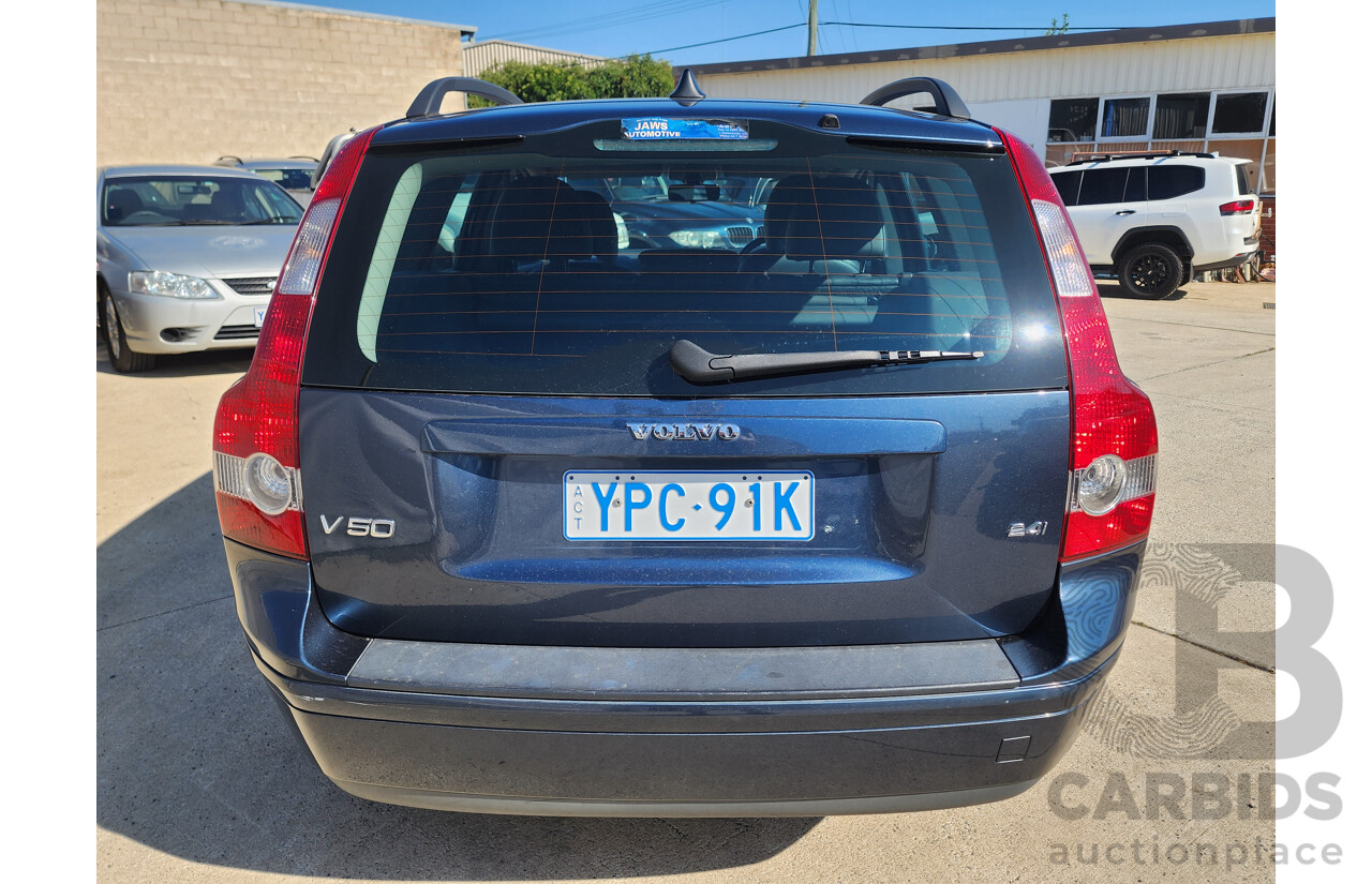 10/2006 Volvo V50 2.4 S MY06 4d Wagon Blue 2.4L