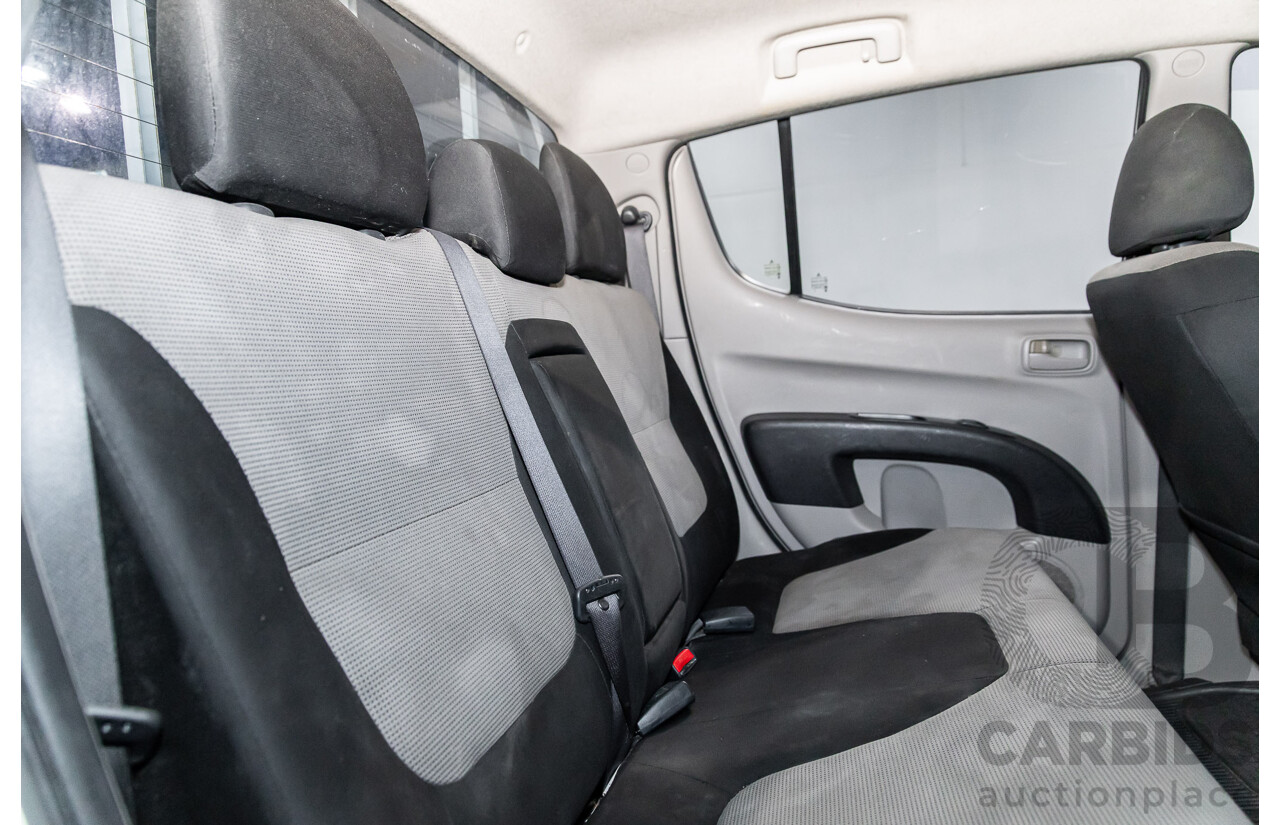 7/2014 Mitsubishi Triton GLX (4x4) MN MY15 Double Cab Utility Solid White Turbo Diesel 2.5L