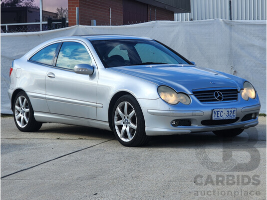 8/2002 Mercedes-Benz C200 Kompressor CL203 2d Coupe Silver 1.8L