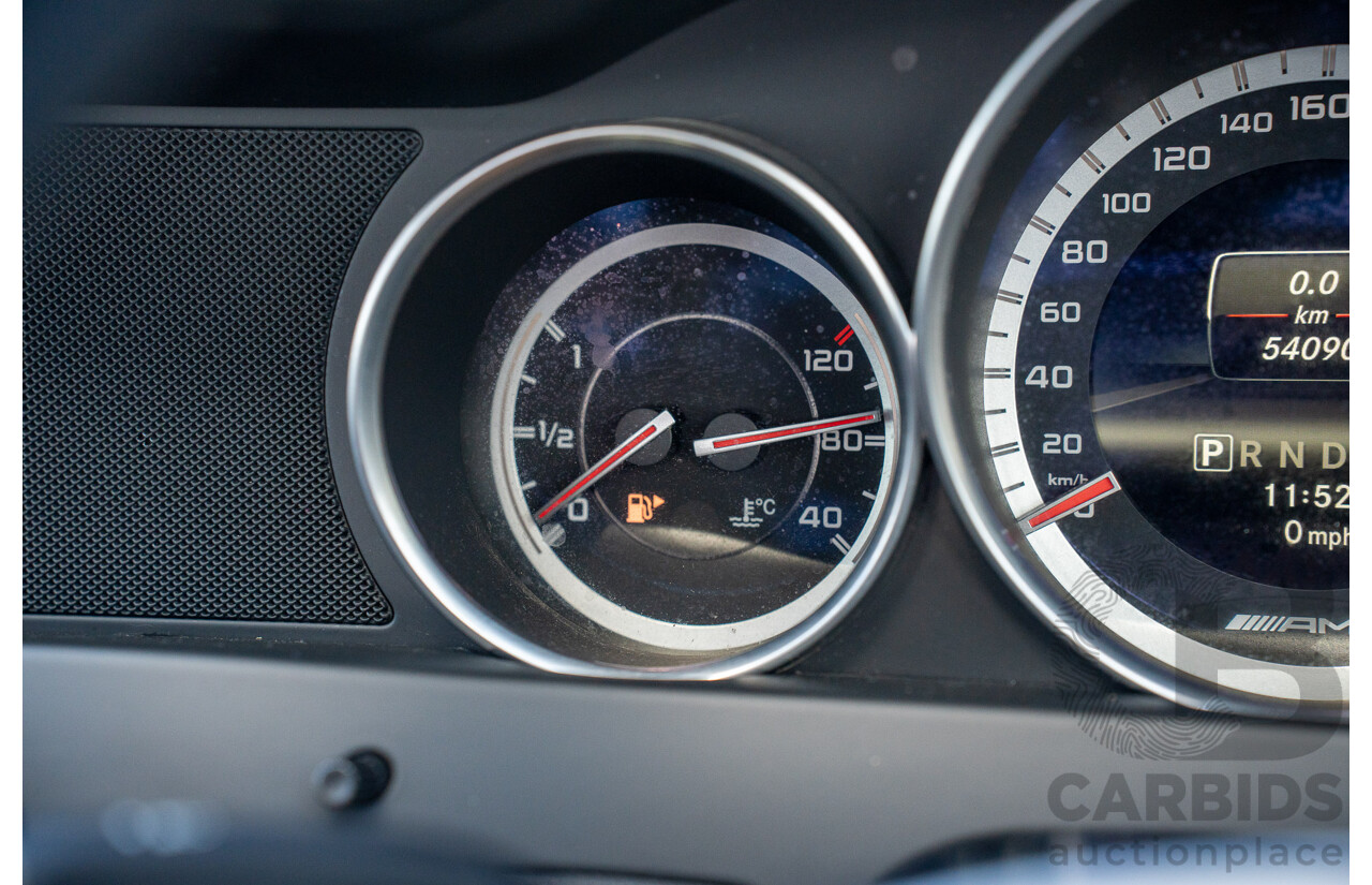 8/2012 Mercedes Benz C63 AMG W204 MY12 4d Sedan Diamond White Bright Metallic V8 6.3L