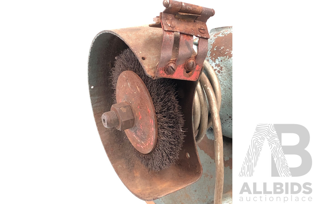 Durst 6 Inch Bench Grinder