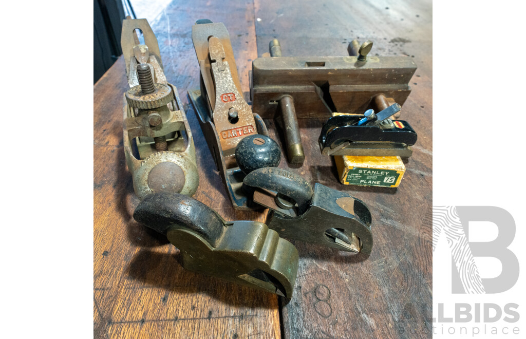 Collection of Vintage Hand Tool Inc Stanley U.S.A, Stanley England and Carter Tools Australia