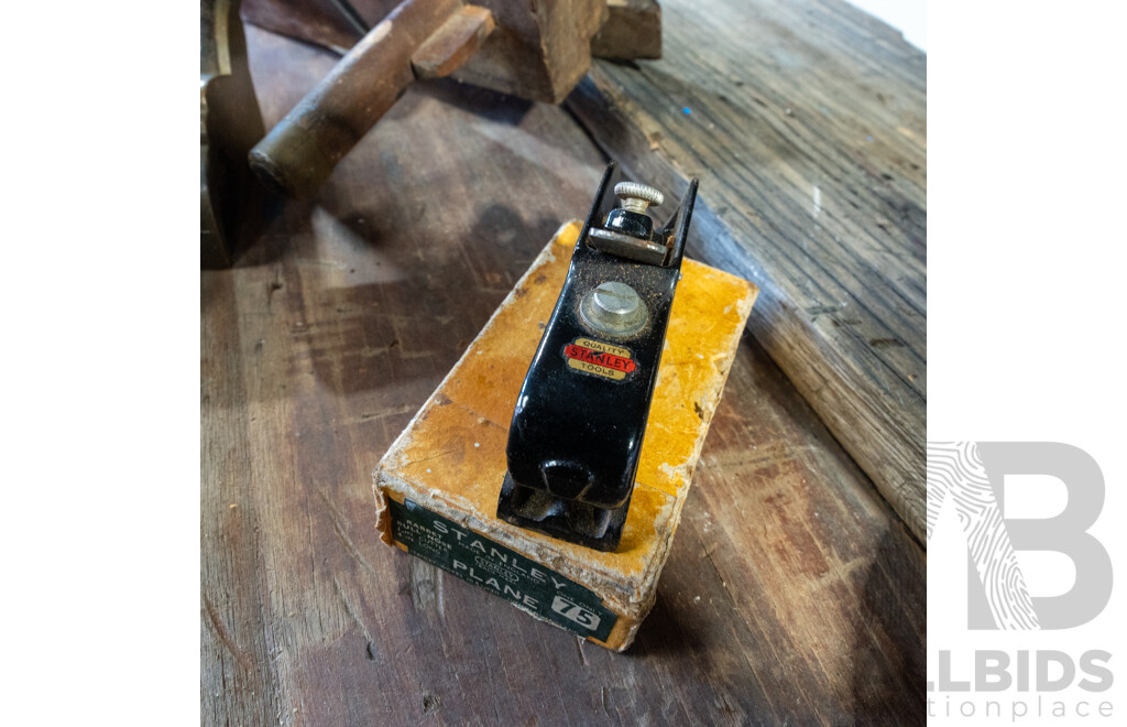 Collection of Vintage Hand Tool Inc Stanley U.S.A, Stanley England and Carter Tools Australia