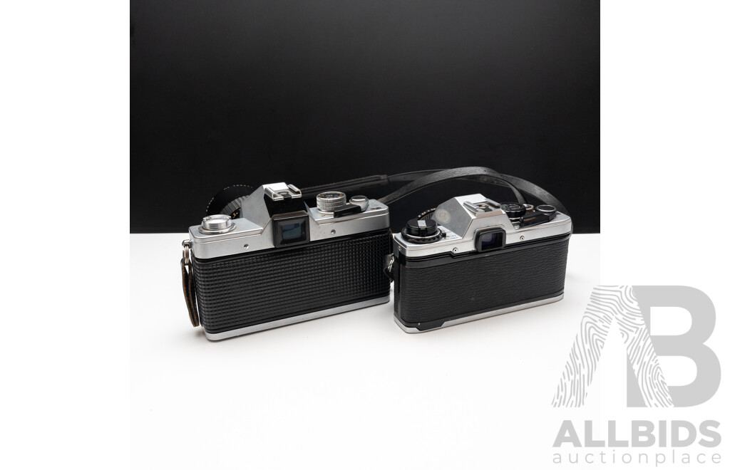 Olympus OM10 with a 50mm F/1.8 Lens and Praktica Super TL3 with Flexar Auto Zoom MC 80-200mm F/4.5 Lens