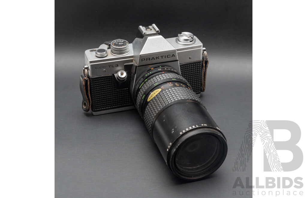 Olympus OM10 with a 50mm F/1.8 Lens and Praktica Super TL3 with Flexar Auto Zoom MC 80-200mm F/4.5 Lens