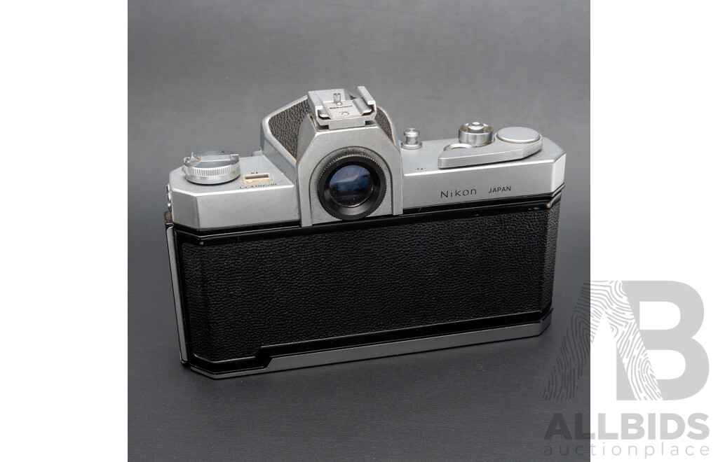 Nikkormat FTN with 24mm F/2.8 Lens