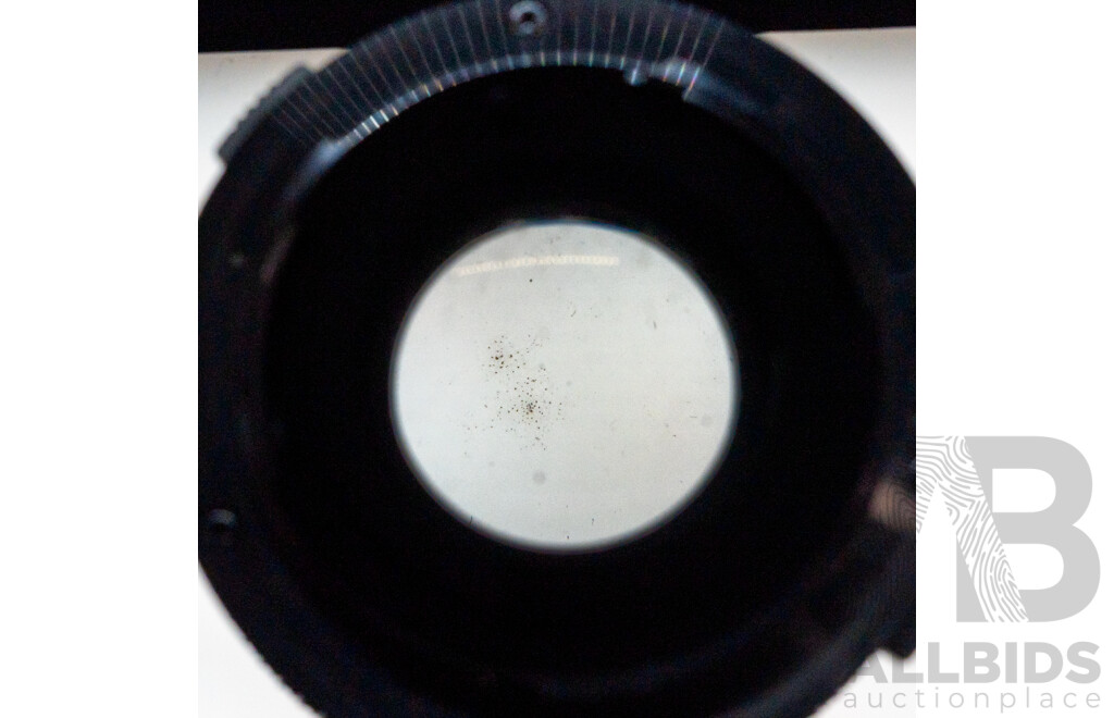 Olympus OM-1 with Zuiko Auto-S 50mm F/1.8