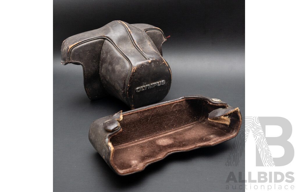 Olympus OM-1 with Zuiko Auto-S 50mm F/1.8