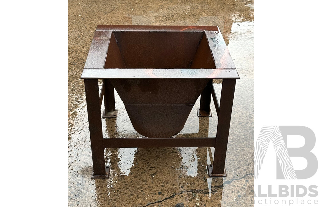 Small Outdoor Wrought Iron Firepit