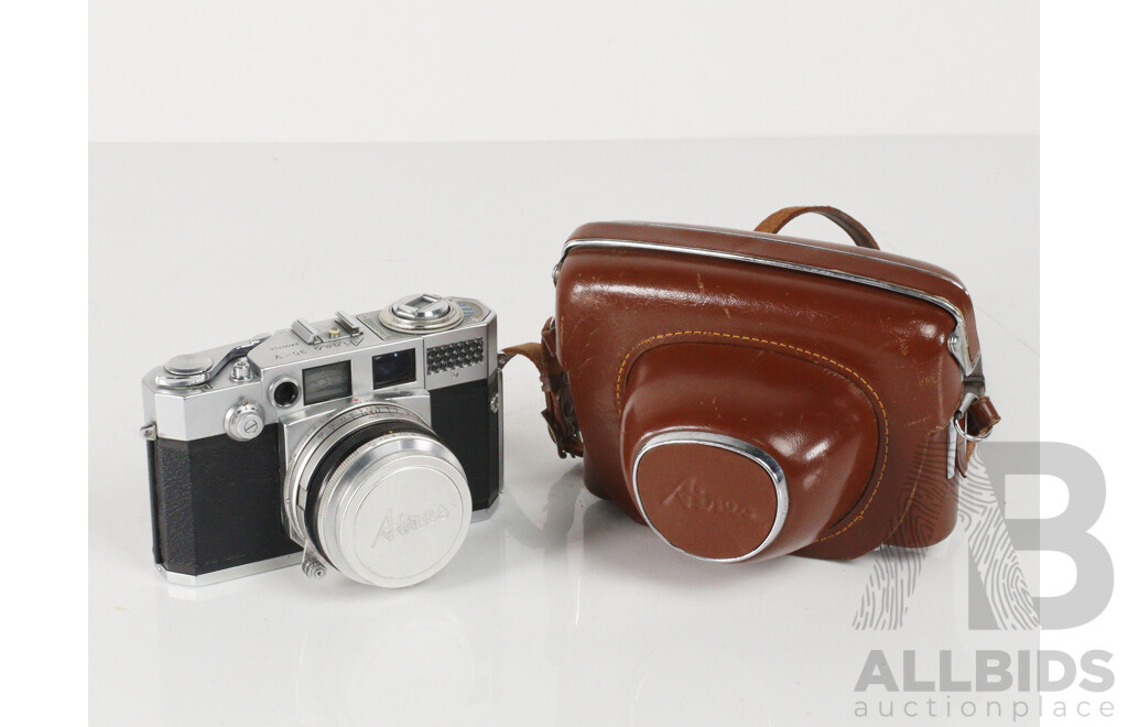 Vintage Aires 35-V SLR Camera