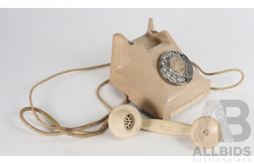 Art Deco Bakelite Rotary Phone