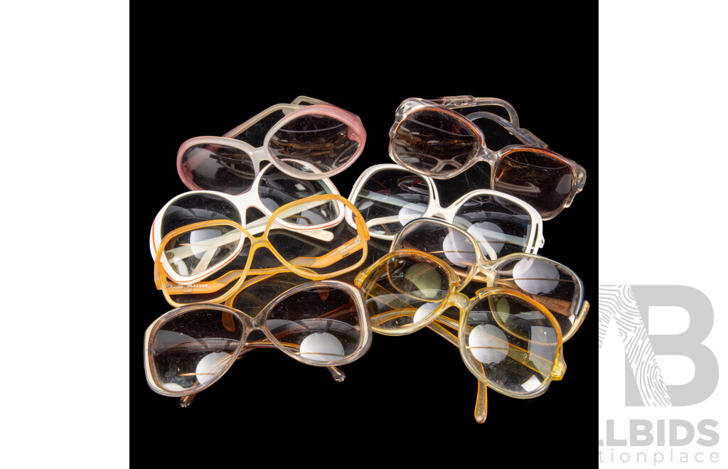 Collection Retro Sunglasses Including Playboy Example And More