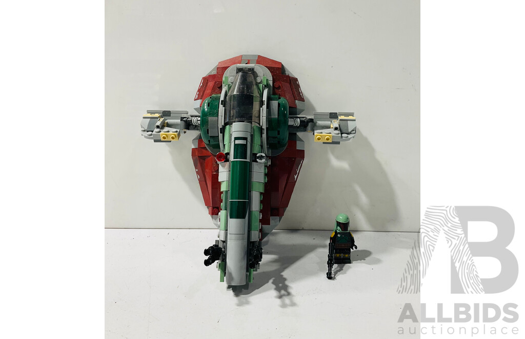 Mostly Constructed LEGO Star Wars Boba Fett’s Starship Set 75312 Including Boba Fett Minifigure