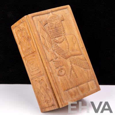 Complete Set 32 Hand Carved African Wooden Chess Pieces in Matching Wooden Box with Carved Detail to Top