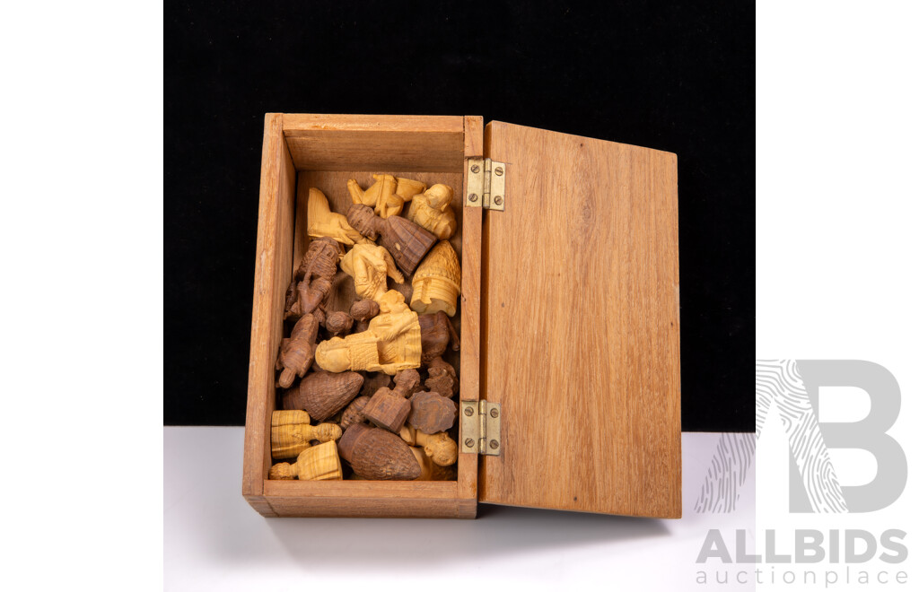 Complete Set 32 Hand Carved African Wooden Chess Pieces in Matching Wooden Box with Carved Detail to Top