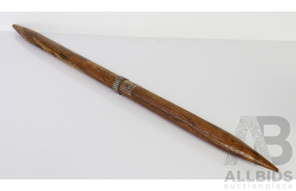 Interesting Vintage Oceanic Nauruan Coconut Eragow Wooen Fighting Stick