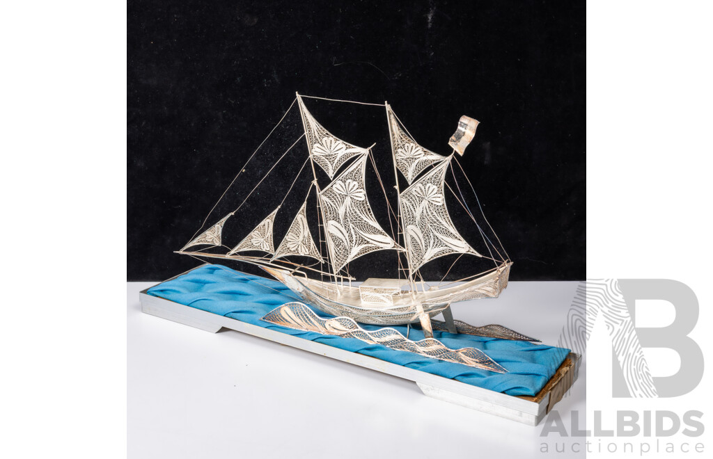 Vintage Indonesian Silver Plate Filigree Boat in Glass Case